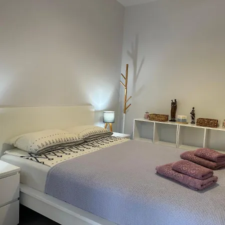 Kiara Apartment *